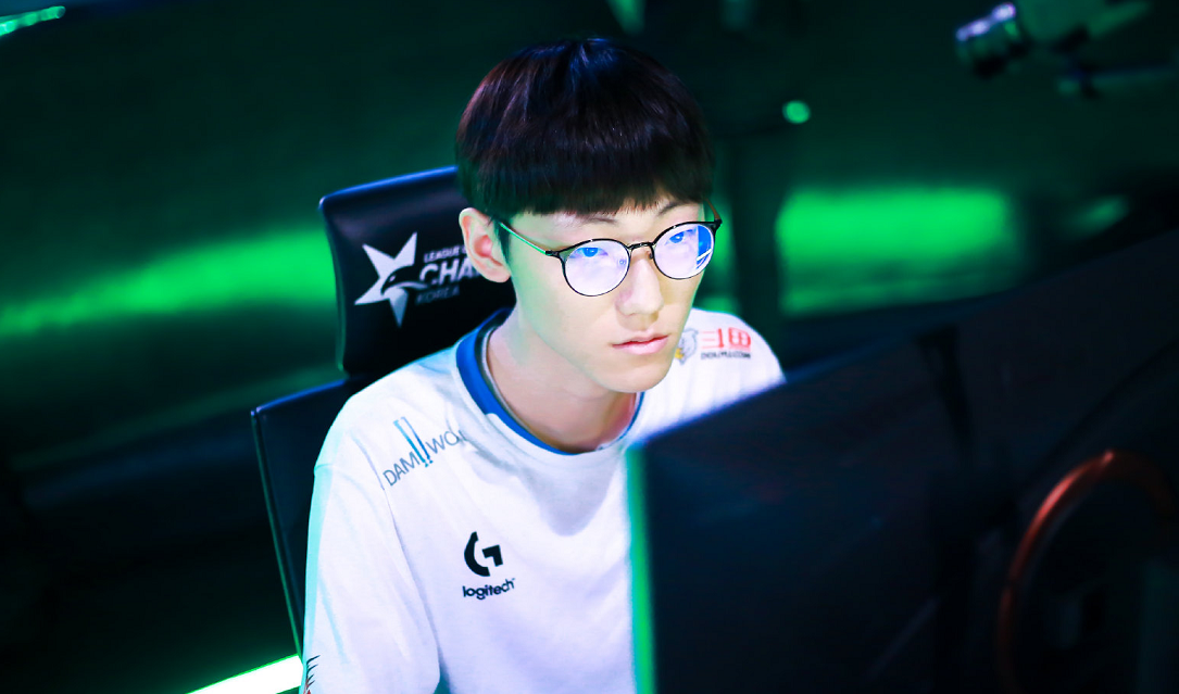 横滨水手vs上海申花裁判组信息